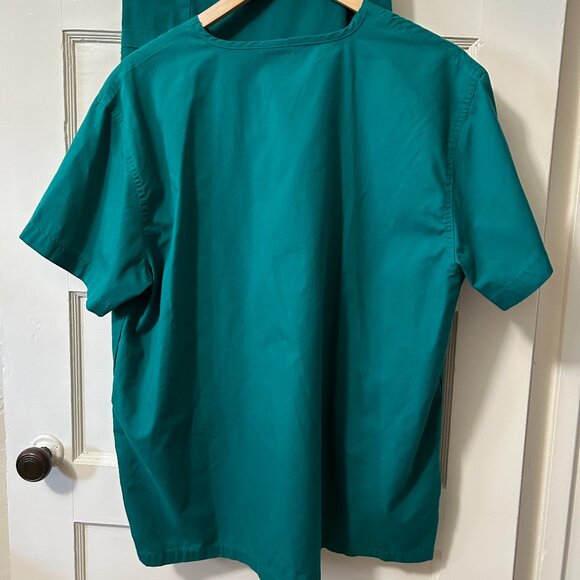 Teal Scrubs - Picture 2 of 6